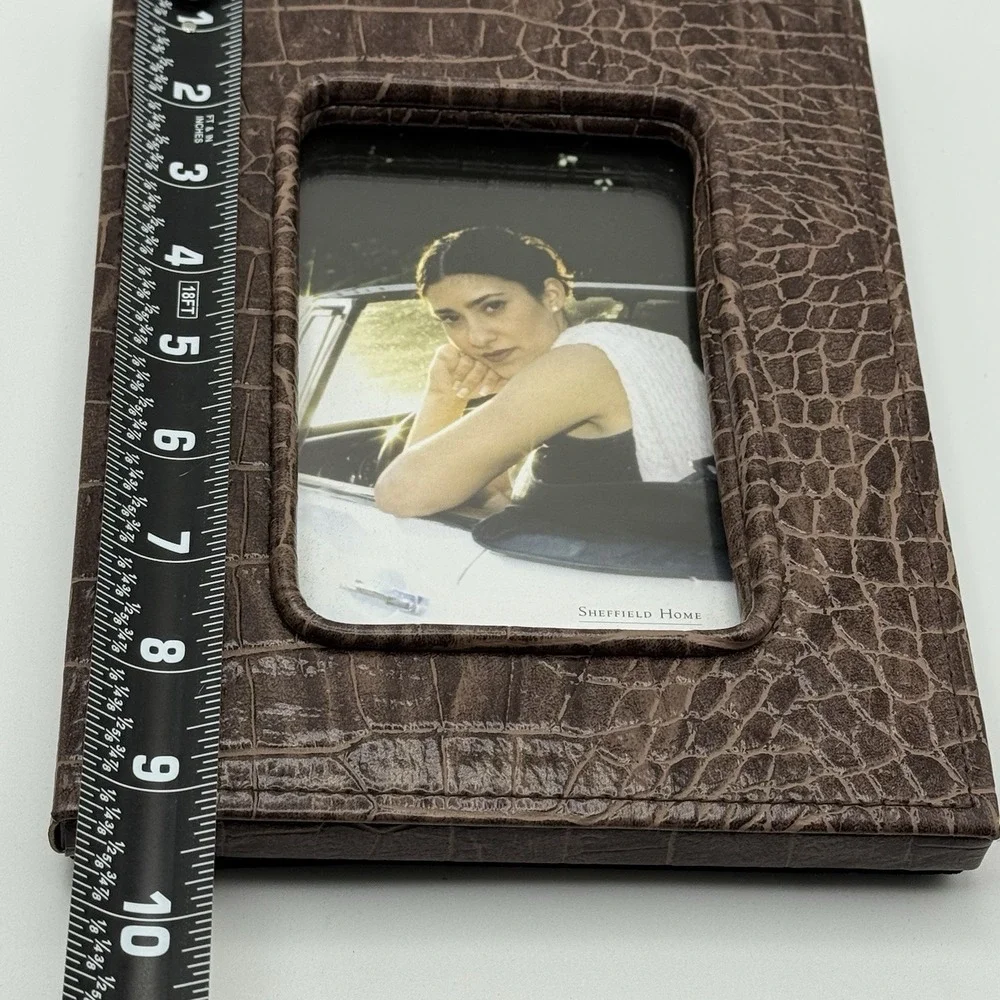Pair Thomasville Leather Croc Embossed 4x6 Picture Frames Brown Home Decor